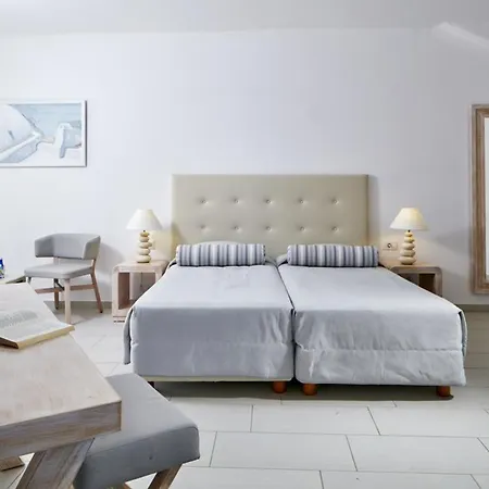 Hotel Aegean Plaza Kamári